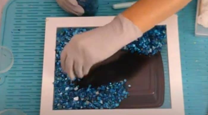 Blue resin art setting seaglass
